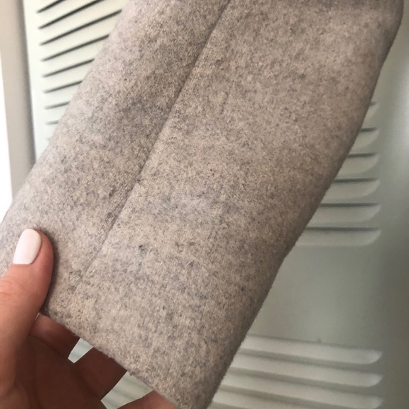 SOLD - Wilfred by Aritzia Cocoon coat - Picture 5 of 6